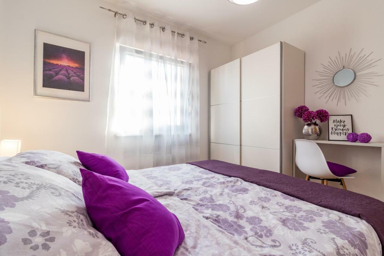 Apartment Pula Relax Exterior foto